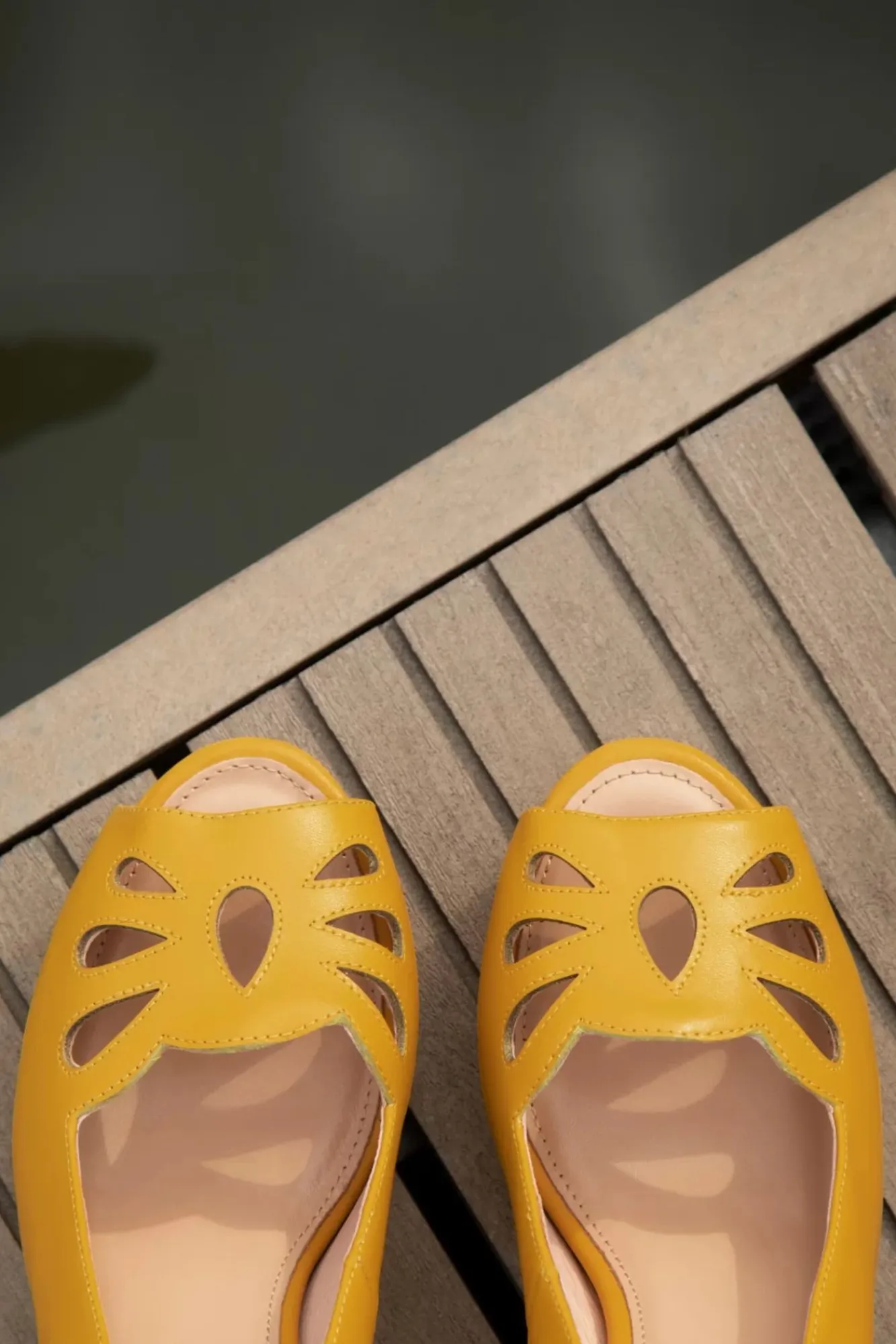 angie_monaco_peeptoe_pumps_in_mango_mojito_2.webp Outlet Lola Ramona u2665 Topvintage Angie Monaco Peeptoe Pumps In Mango Mojito