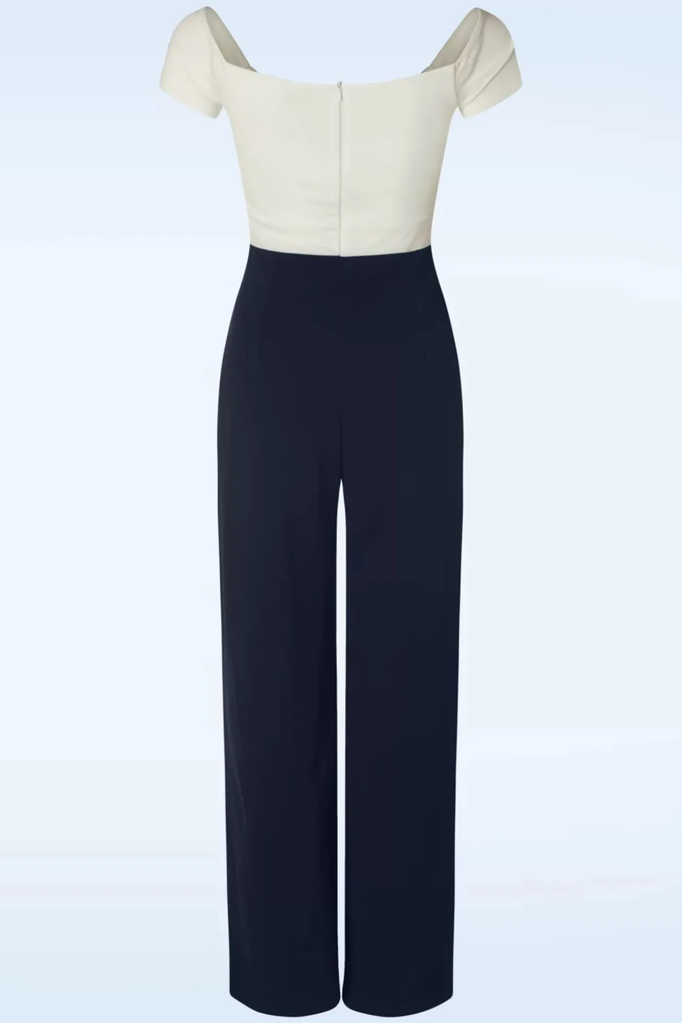 eloise_jumpsuit_in_ivoor_en_marineblauw_1.webp Store Vintage Chic for Topvintage Eloise Jumpsuit In Ivoor En Marineblauw