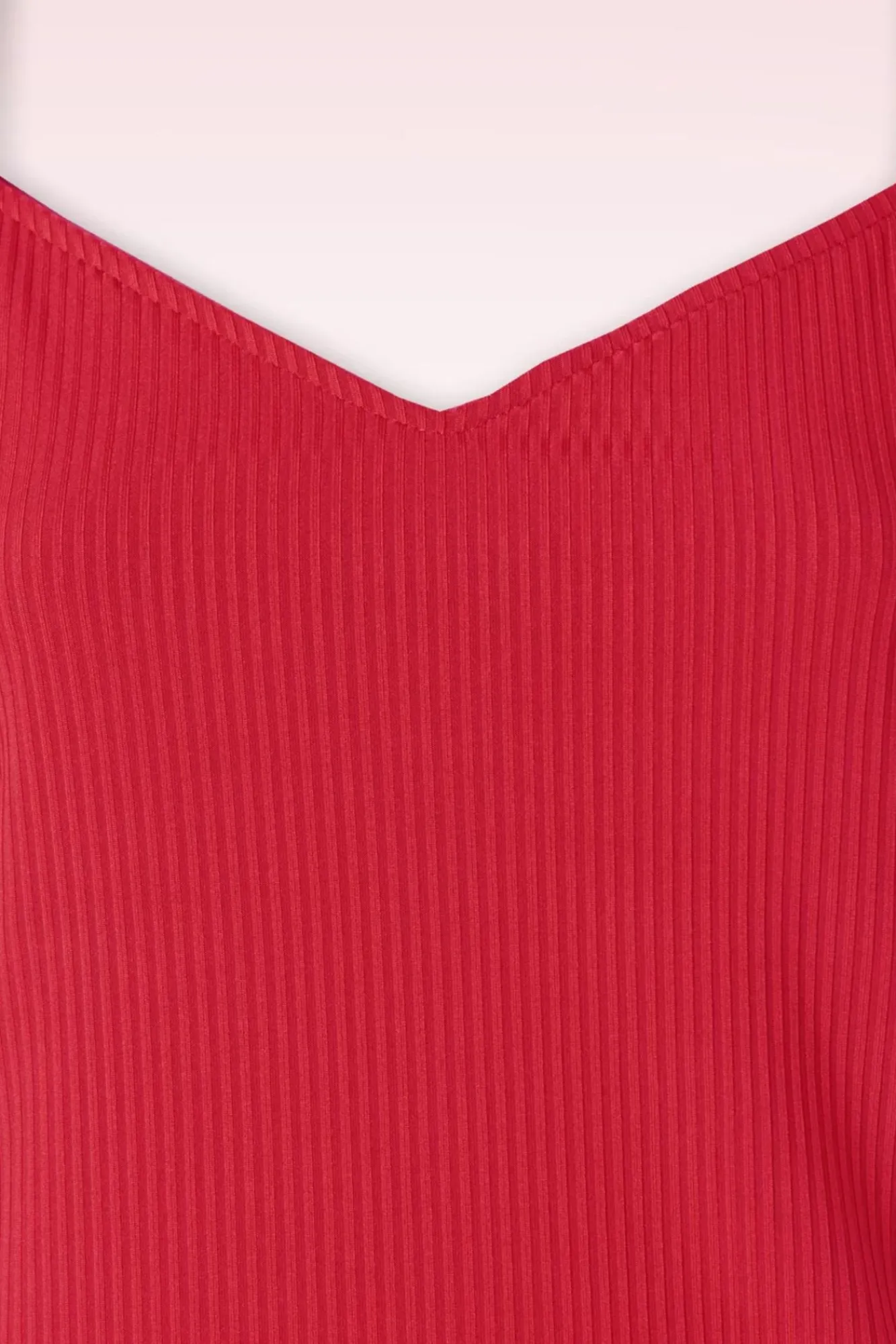 fara_top_in_rood_2.webp Outlet Banned Retro Fara Top In Rood