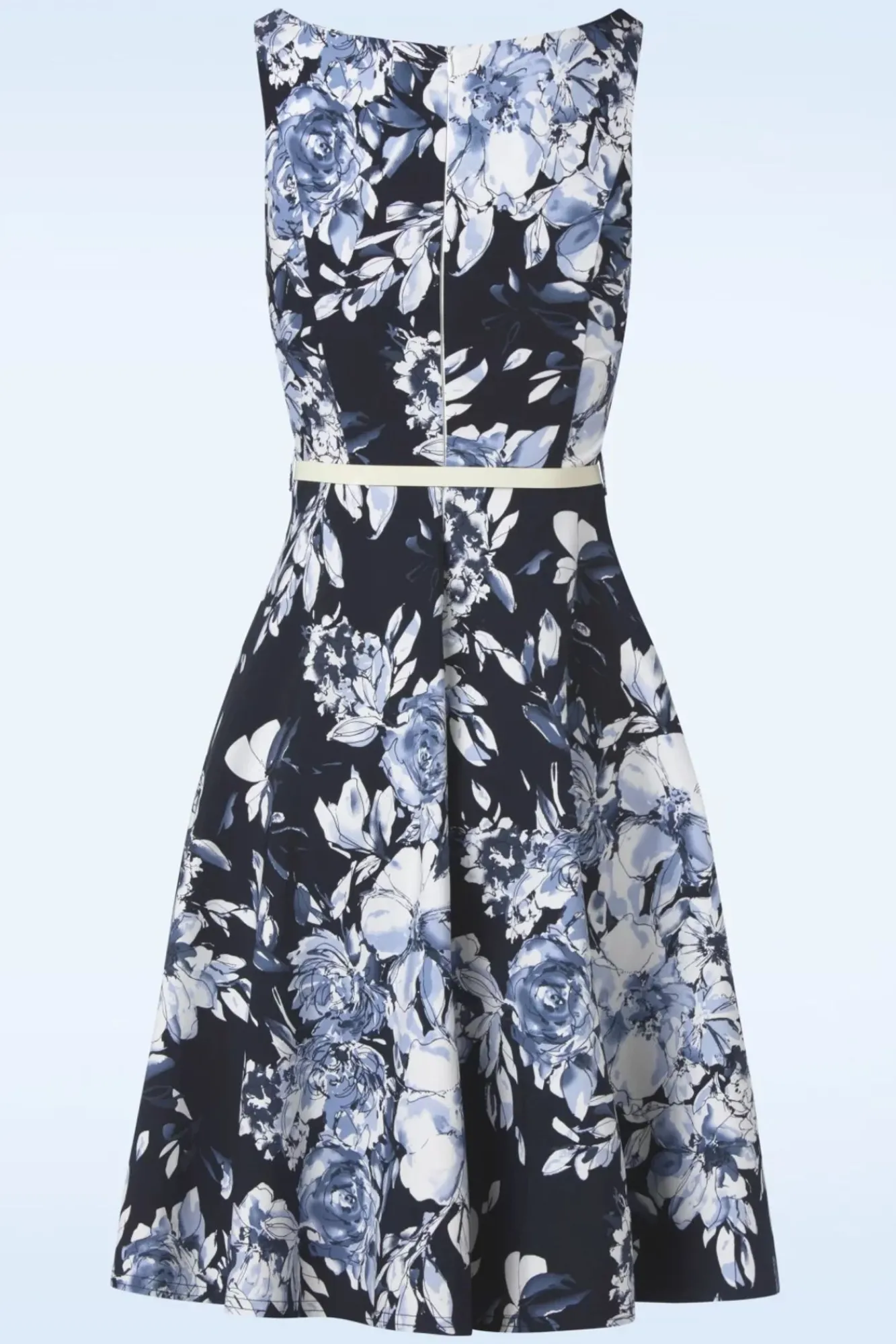 francine_flower_swing_jurk_in_marineblauw_en_wit_2.webp Best Vintage Chic for Topvintage Francine Flower Swing Jurk In Marineblauw En Wit