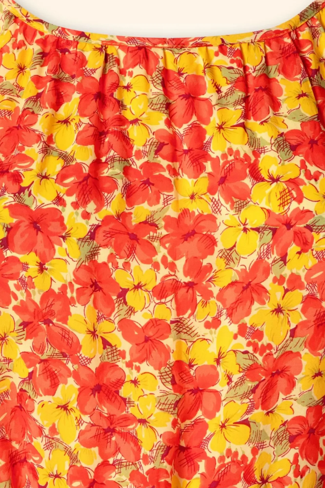 hazel_doree_jurk_in_fiesta_rood_4.webp Outlet King Louie Hazel Doree Jurk In Fiesta Rood