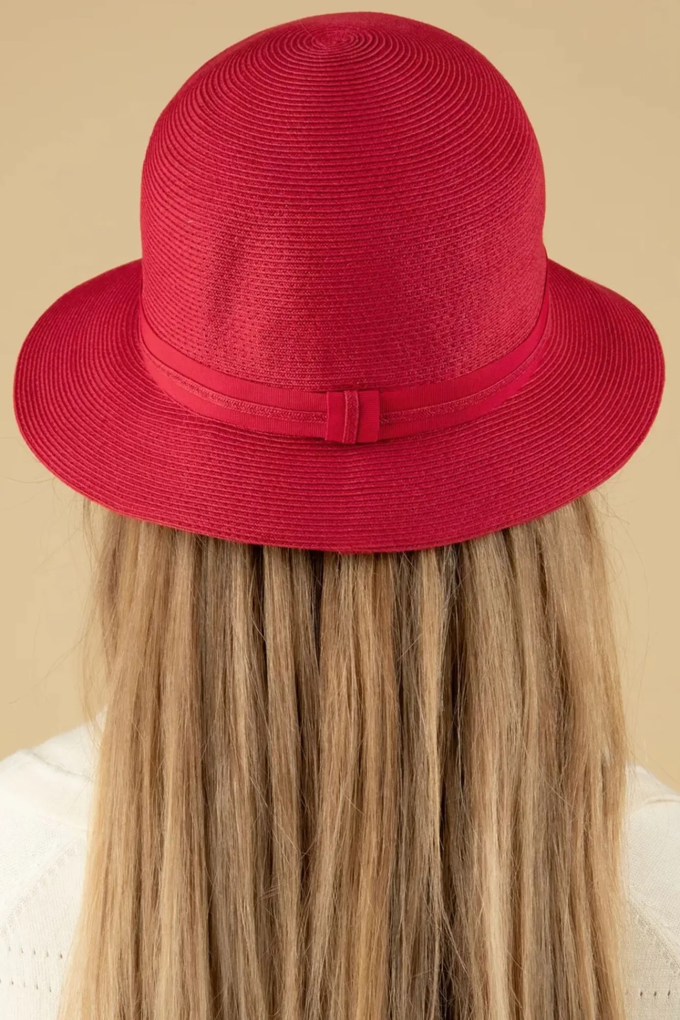 julia_straw_cloche_hoed_in_rood_3.webp Sale Brontu00e9 Julia Straw Cloche Hoed In Rood