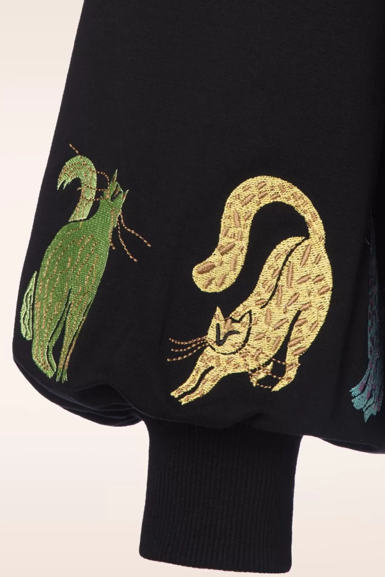 kitty_sweatshirt_in_zwart_3.webp Fashion Minueto Kitty Sweatshirt In Zwart