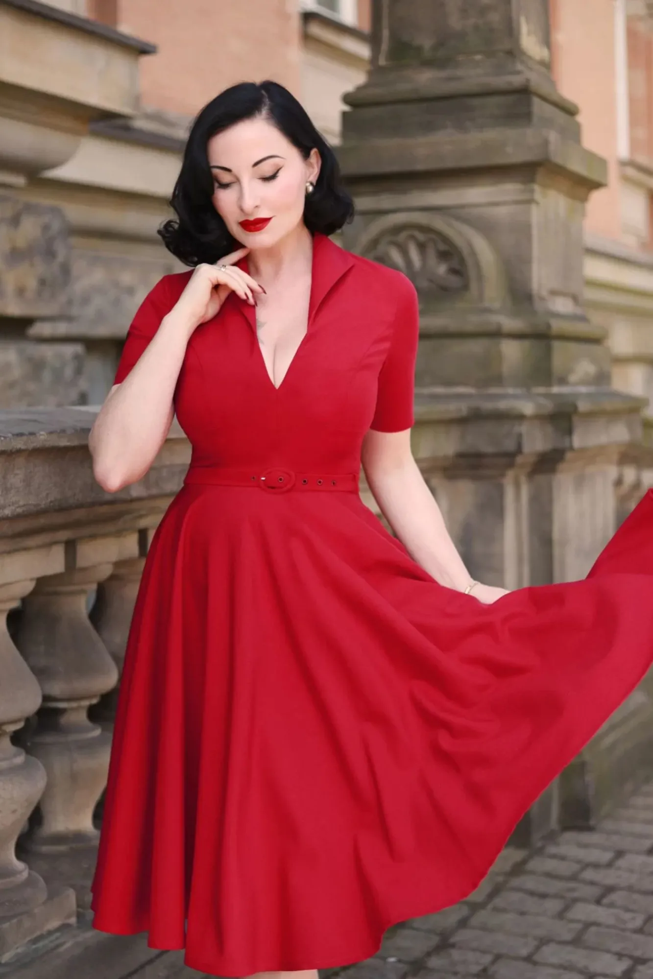 laura_lee_swing_jurk_in_rood_0.webp Hot Vintage Diva Laura Lee Swing Jurk In Rood