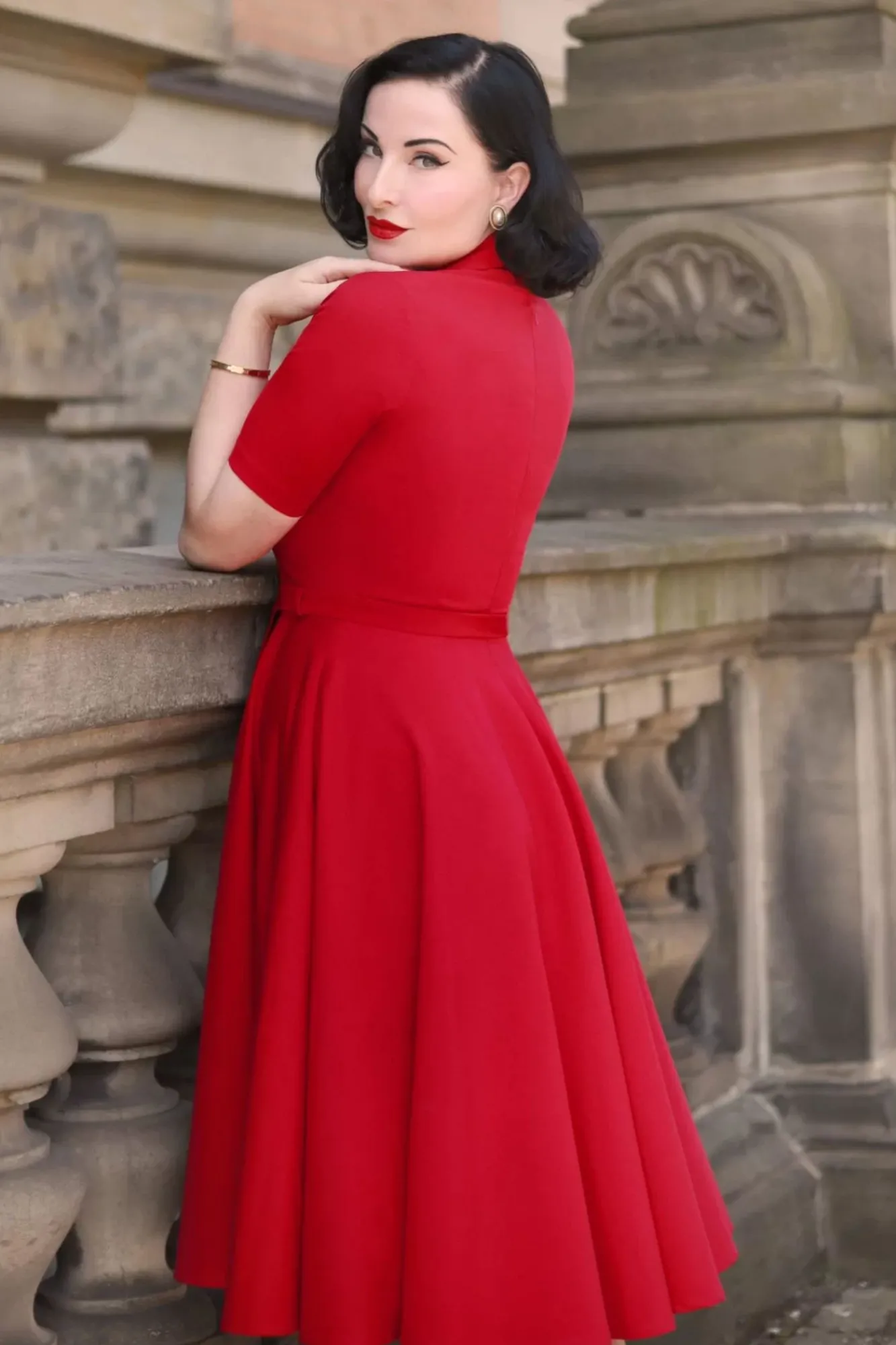 laura_lee_swing_jurk_in_rood_1.webp Hot Vintage Diva Laura Lee Swing Jurk In Rood