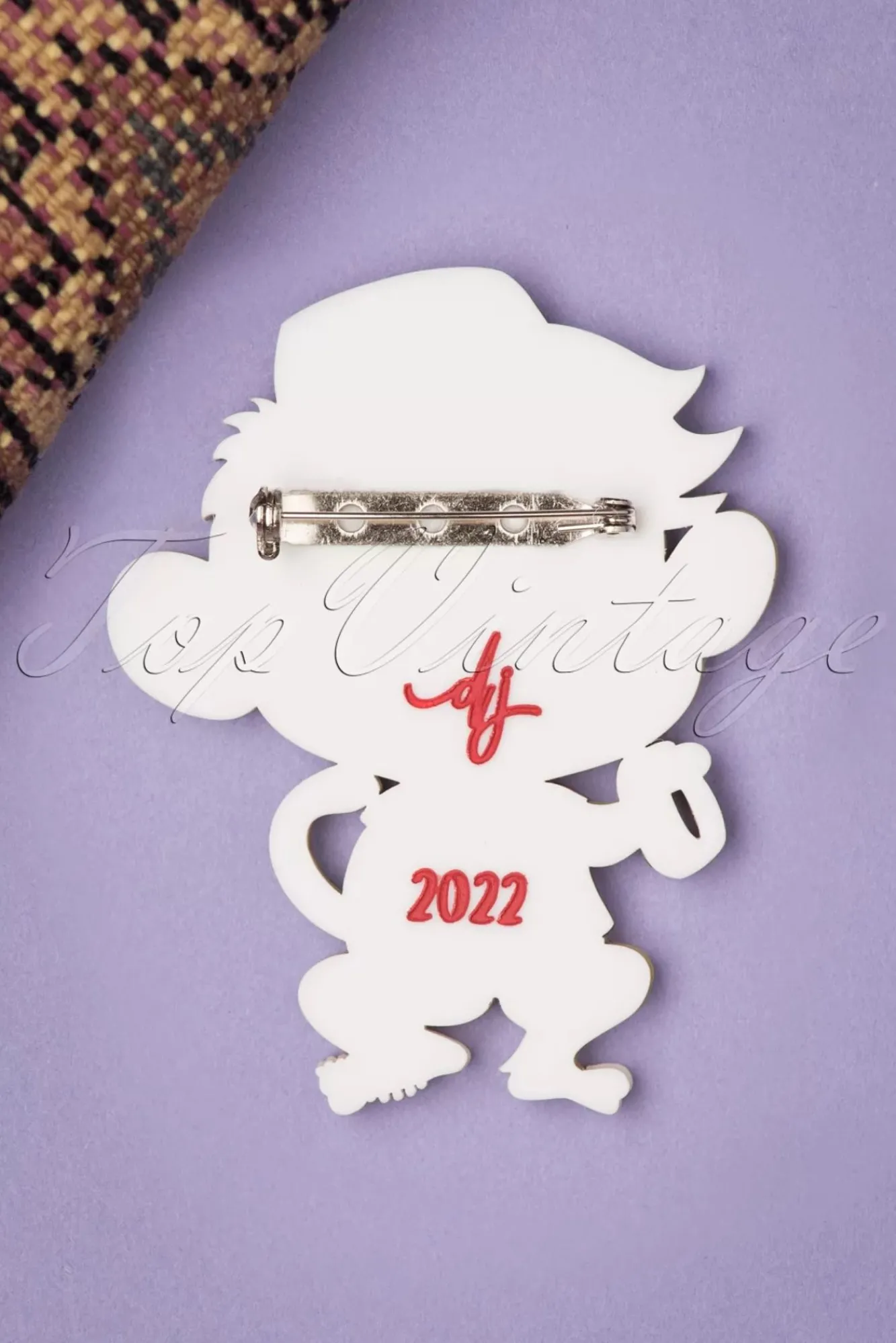 monkey_pick_pocket_broche_2.webp Best Daisy Jean Monkey Pick Pocket Broche