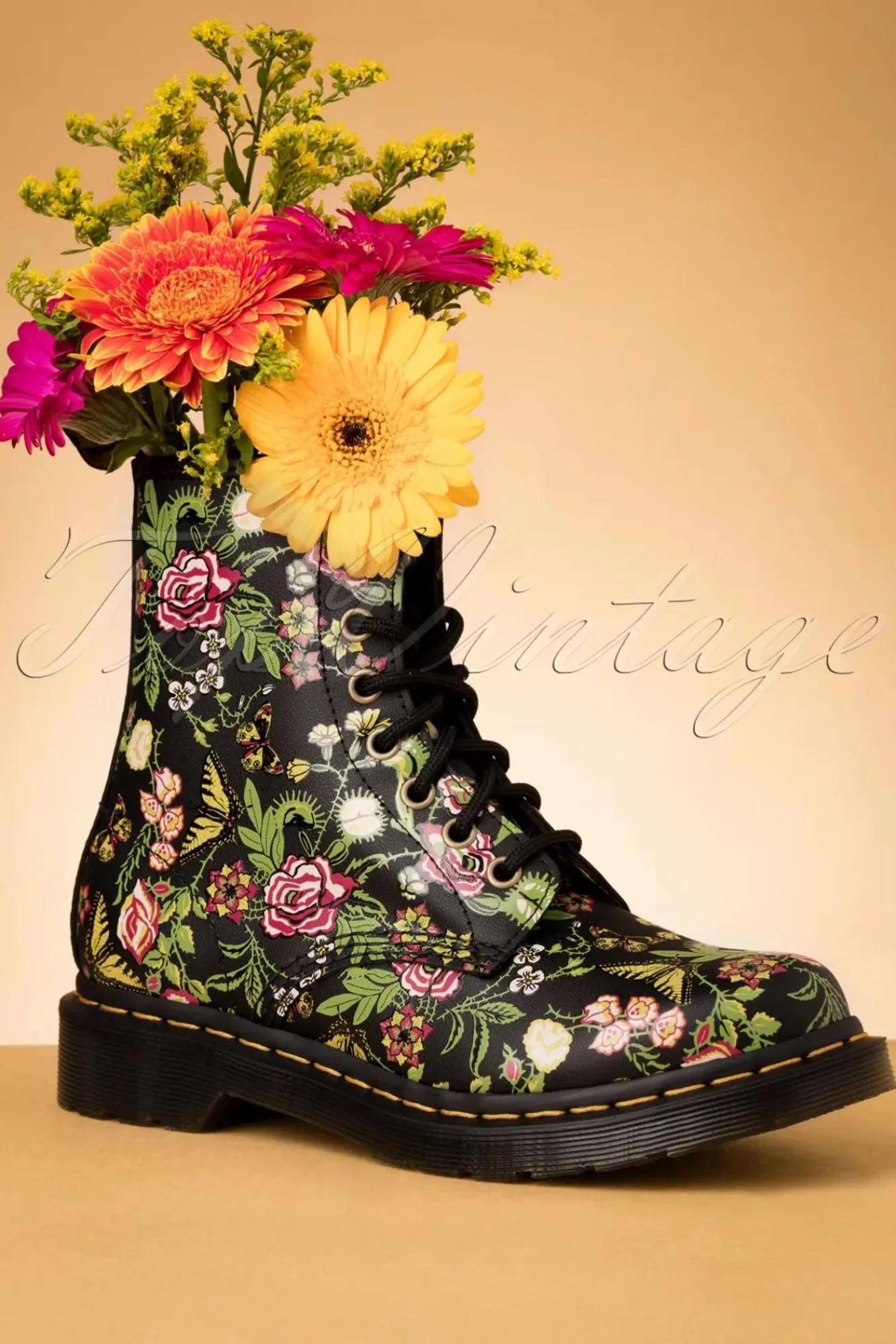pascal_backhand_bloom_laarzen_in_zwart_2.webp Outlet Dr. Martens 1460 Pascal Backhand Bloom Laarzen In Zwart
