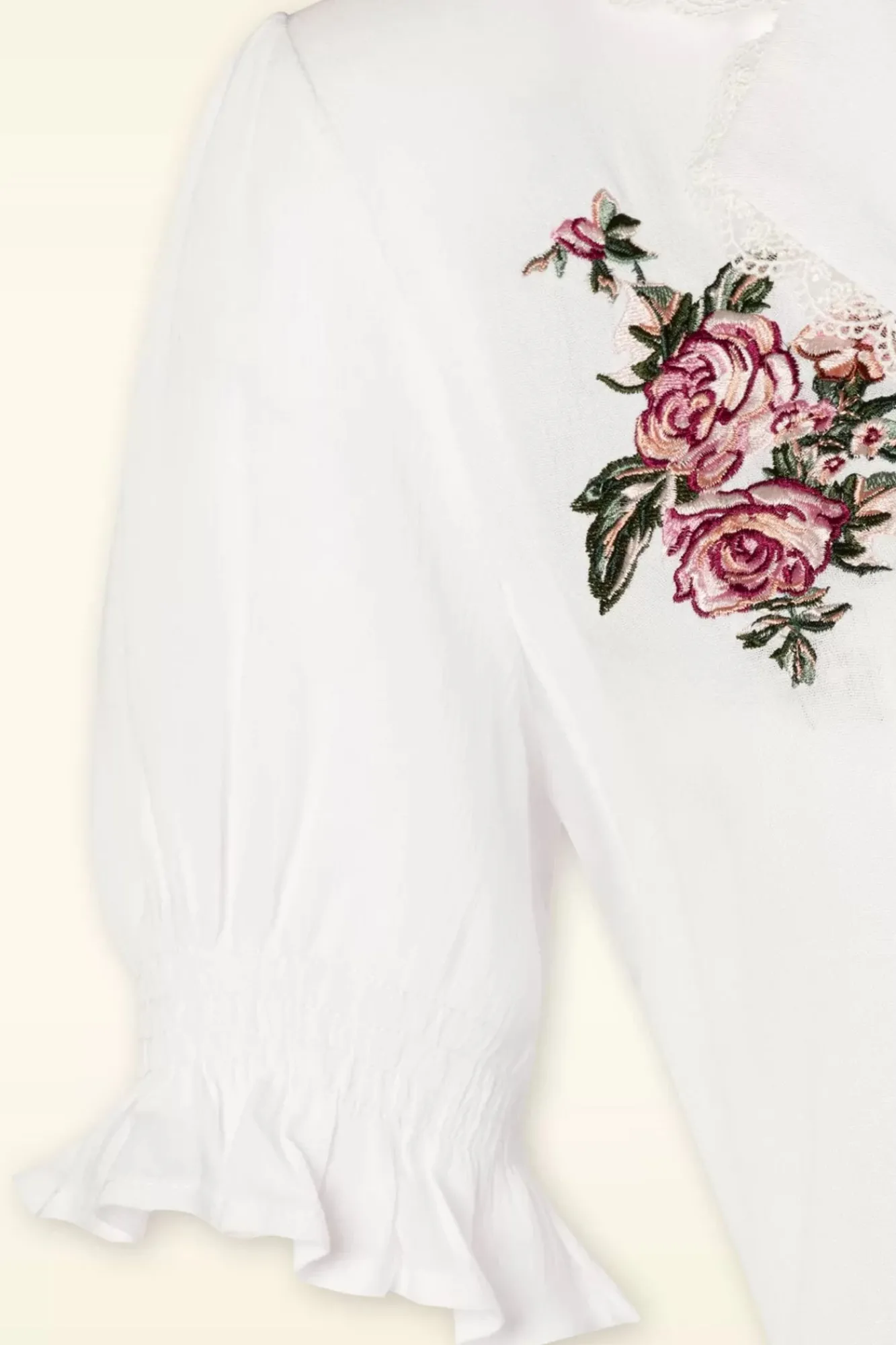 vintage_geborduurde_bloemenblouse_in_wit_2.webp Cheap Vixen Vintage Geborduurde Bloemenblouse In Wit